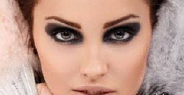 Machiaj desavarsit pentru un Revelion in doi