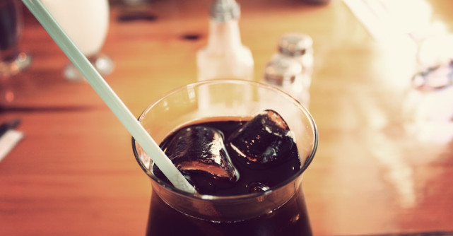 Mulți oameni o consumă, dar oare știu realitatea despre această băutură populară?