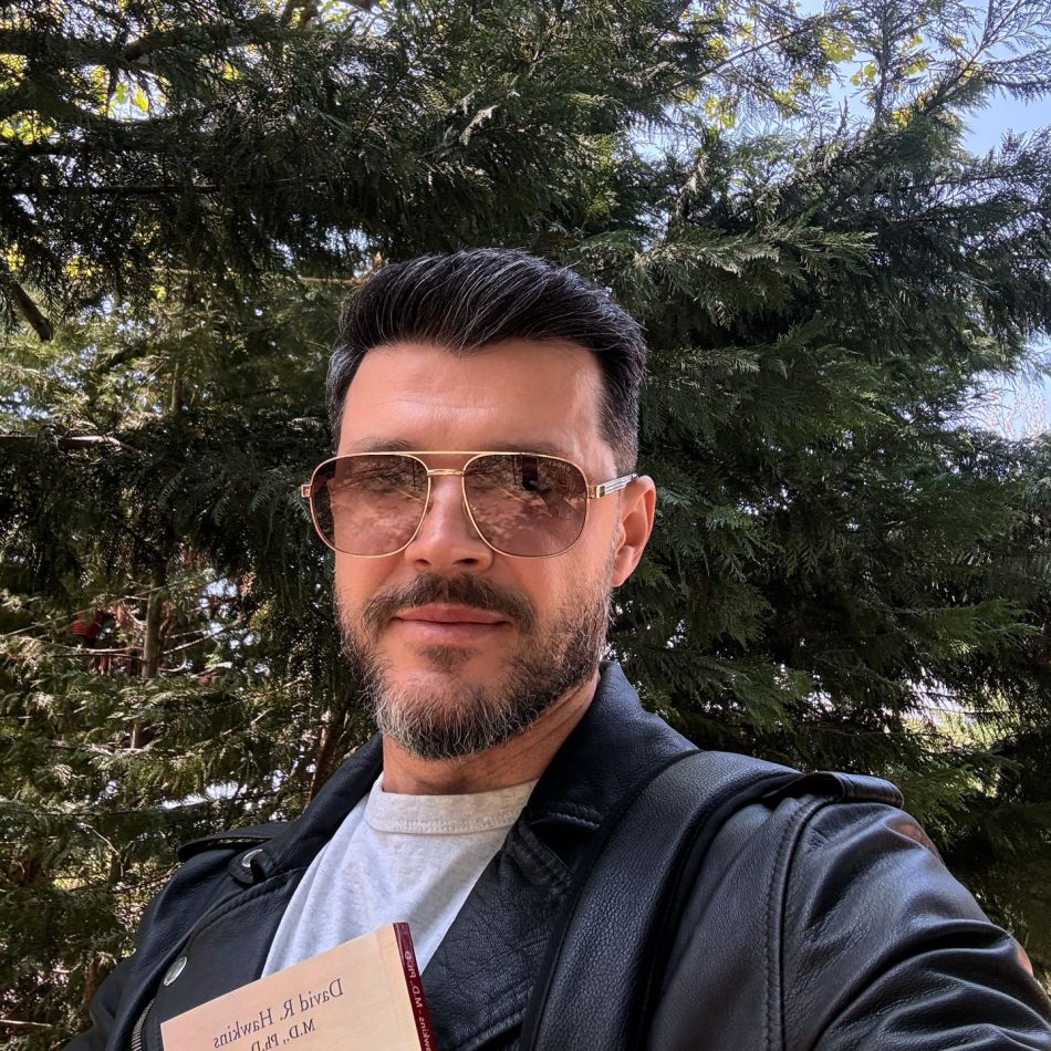 Victor Slav și Selina, probleme în paradis? Detaliul care i-a pus pe fani pe gânduri