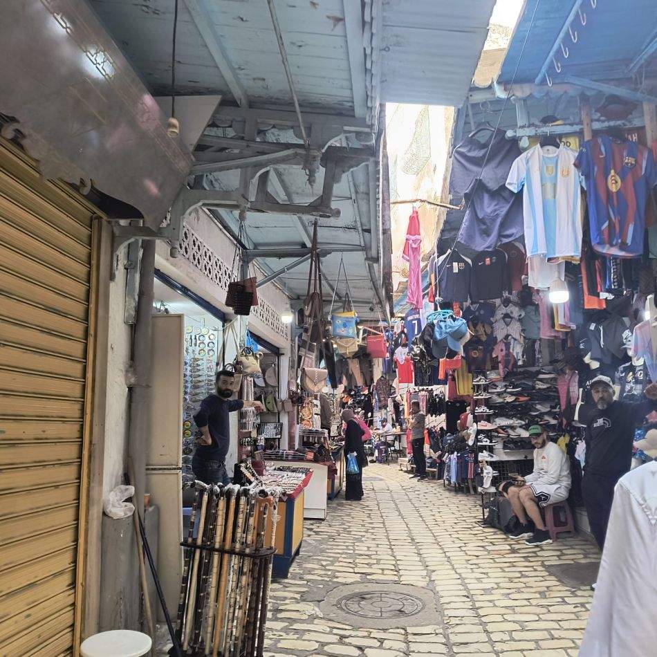 Ce nu îți spune nimeni despre vacanța în Tunisia. Cum m-a cucerit prin oamenii, culorile și atmosfera ei autentică