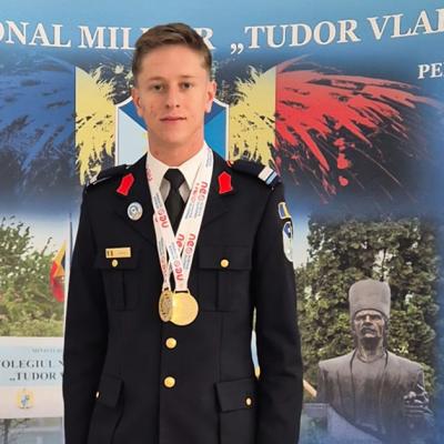 Elevul militar Ovidiu-Ștefan Călin, 17 ani, a luat DUBLU AUR pentru România la Olimpiada Internațională NEO Science