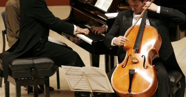 Razvan Suma: Muzica clasica, caldura pentru trup si suflet