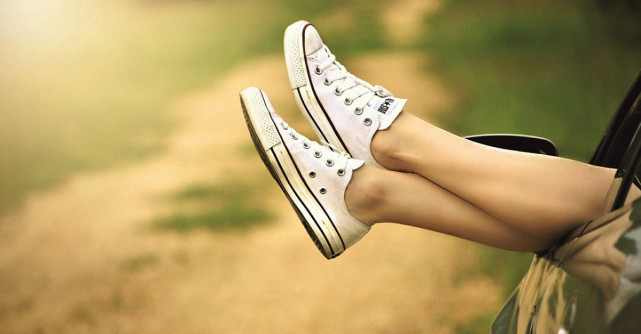 Cum alegi pantofii astfel incat mersul pe jos sa nu devina un chin