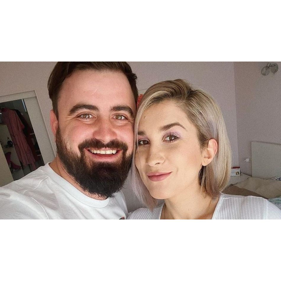 Adda trage un semnal de alarmă în plin sezon de căpușe! Cum și-a educat fiul în cazul unei mușcături de căpușă?