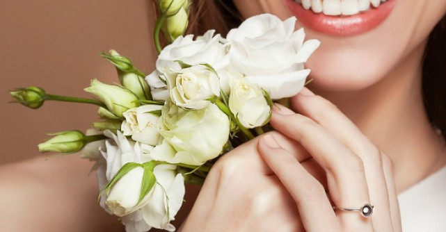 5 trucuri care iti asigura un zambet minunat in ziua nuntii 