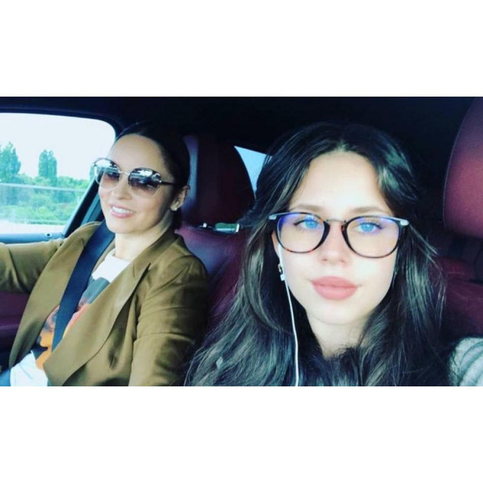 Suma pe care Andreea Marin o scoate din buzunar pentru educația fiicei ei. Cât costă școala privată a Violetei?