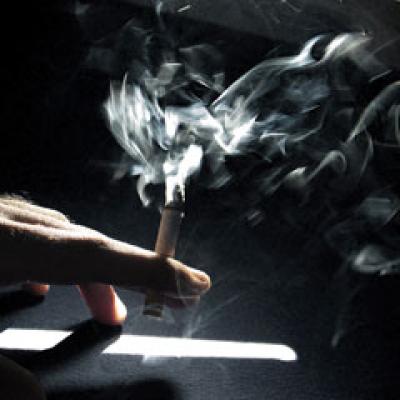 S.O.S.: Femeile fumatoare vor suferi de inima