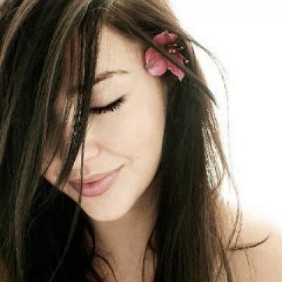 Garnier Naturals cu lapte de vanilie si pulpa de papaya