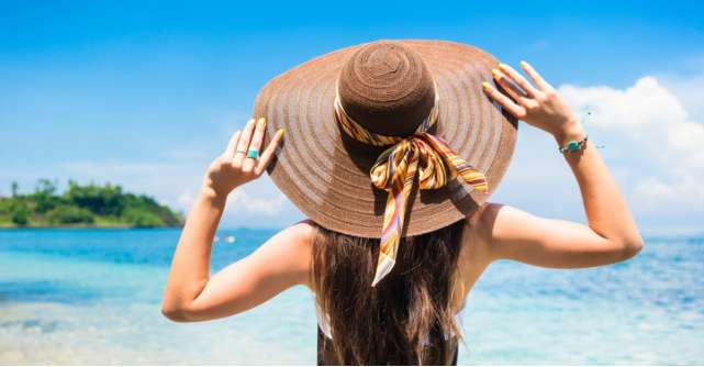 6 produse care nu trebuie să îți lipsească vara asta în vacanța la mare