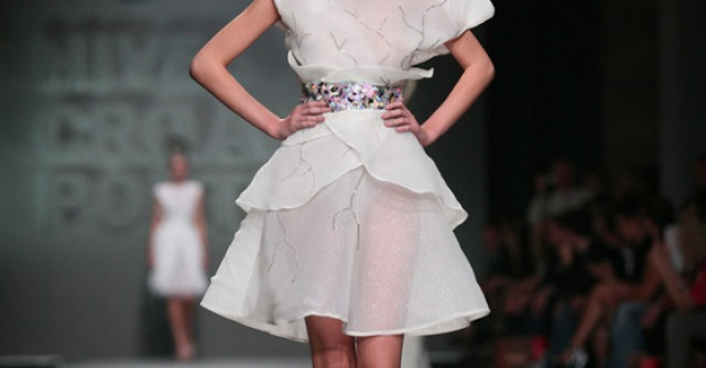 Rochii de mireasa scurte pentru primavara-vara 2015