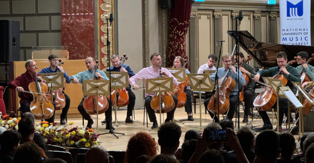 De la Bohemian Rhapsody la Game of Thrones: spectacol cu 20 de violoncele pe scenă