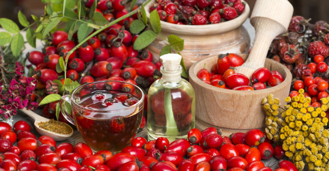 Măceșele pentru sănătate: 5 rețete naturiste de preparat acasă