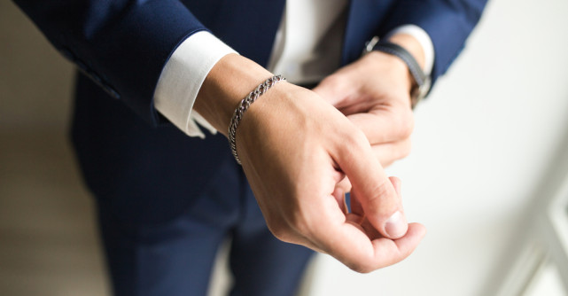 5 bijuterii speciale pe care le poți oferi în dar unui bărbat