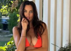 Alina Pușcău i-a dat o palmă lui Gerard Butler după ce actorul a numit-o idioată
