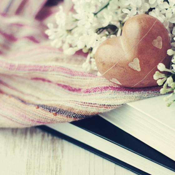 Esarfele supradimensionate - de nelipsit in tinutele de primavara!