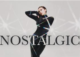 Amintiri pe portativ - Nostalgic - albumul de debut al Dayanei