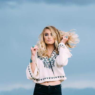 Divorțată pe tărâm mioritic - un articol de Necăjitul