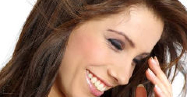 Medici care redau zambetul, sfidand Legea Talibana