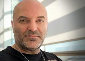 Dan Capatos își face planuri pentru a fugi din țară, în cazul unui război în România