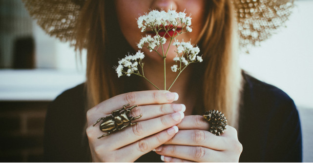 Alege bijuterii cu motive animaliere cât mai mari!
