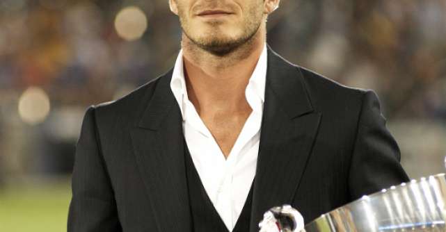 Bucuria femeilor: David Beckham, doar in CHILOTI