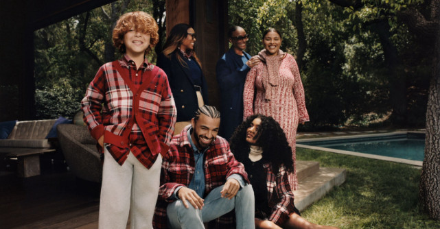 TOMMY HILFIGER ÎMBINĂ MODA ȘI REGALITATEA MUZICII ÎN CAMPANIA DE TOAMNĂ 2023