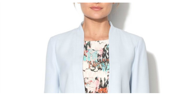 Laura Cosoi iti spune cum sa te imbraci in aceasta vara