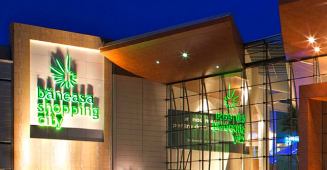 Noi magazine in exclusivitate in Baneasa Shopping City:  Under Armour si Nine West 