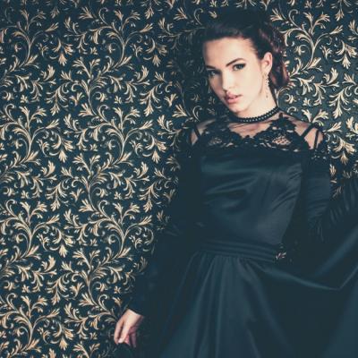 Rochii cu maneci clopot