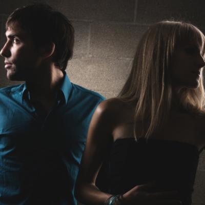 Cum te percepe el? Vezi cele mai dese greseli pe care le faci la inceputul unei relatii