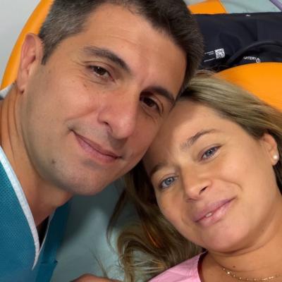Laura Cosoi, emoționată până la lacrimi după ce a ajuns acasă cu bebelușa Nina. Surpriza pregătită de cele patru surori