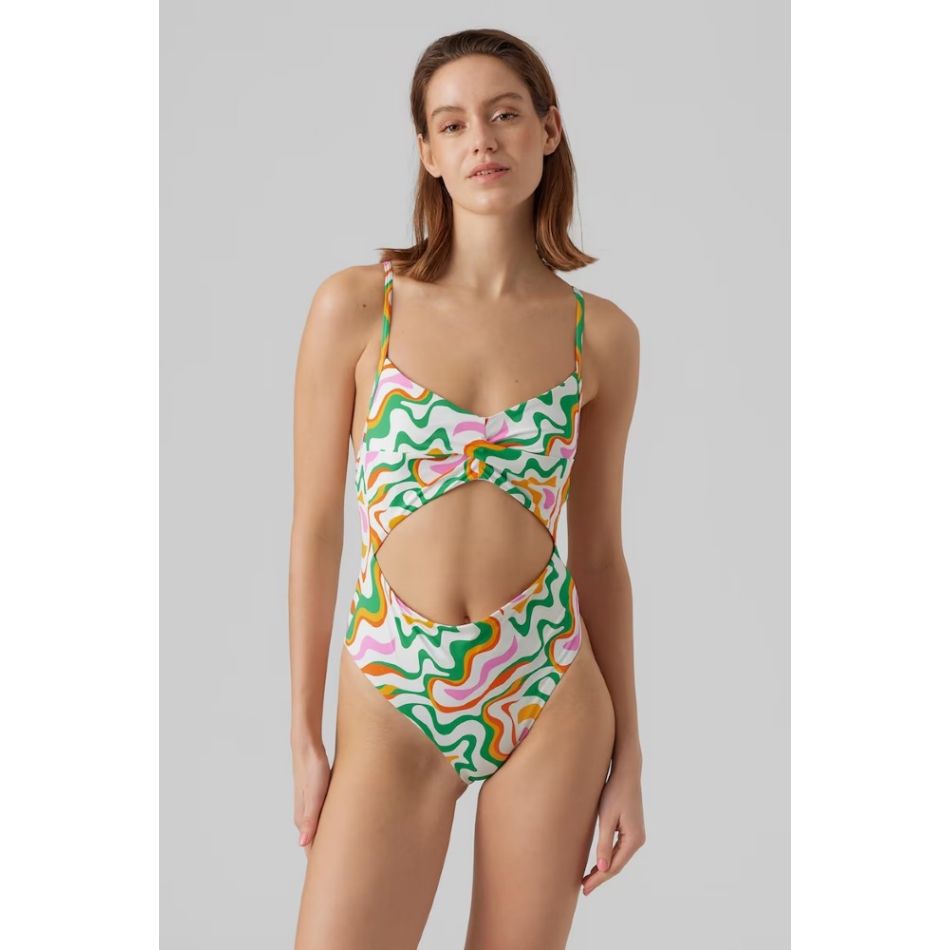 20 de costume de baie întregi care pun în valoare orice siluetă