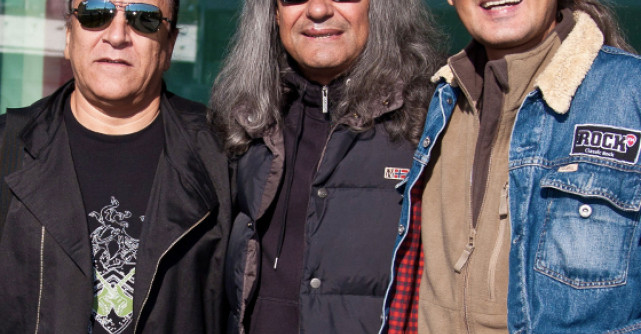 Roxana Ionescu si Cristi Minculescu vin cu Stirile zilei