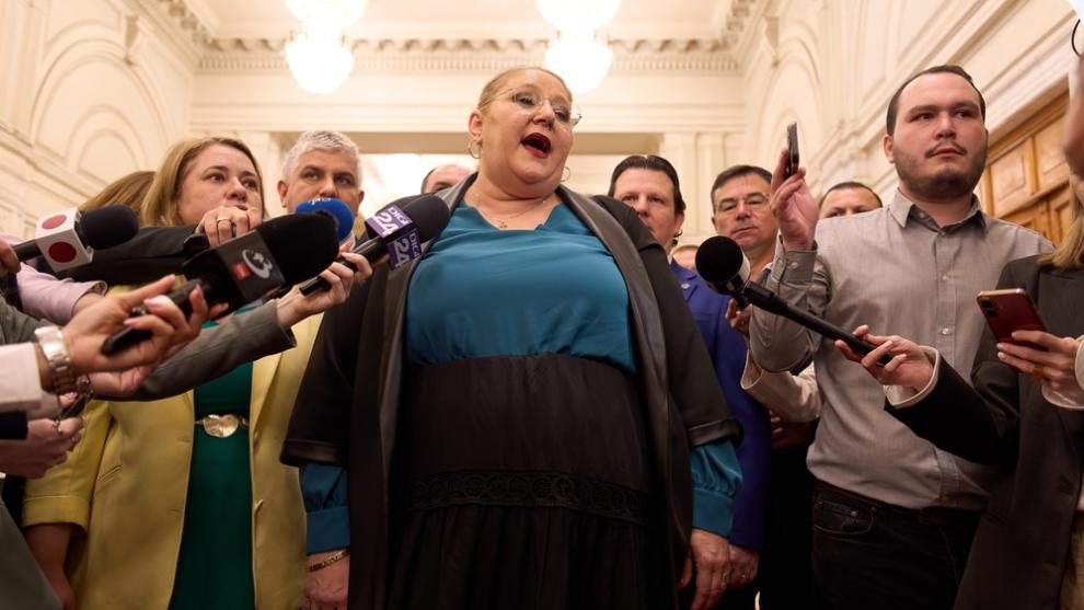 Diana Șoșoacă a dezvăluit cum a slăbit 20 de kilograme! Dieta care a stârnit controverse pe internet: Foarte multă iubire...