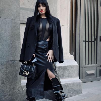 OLGA BARCARI demontează miturile despre decolorarea părului