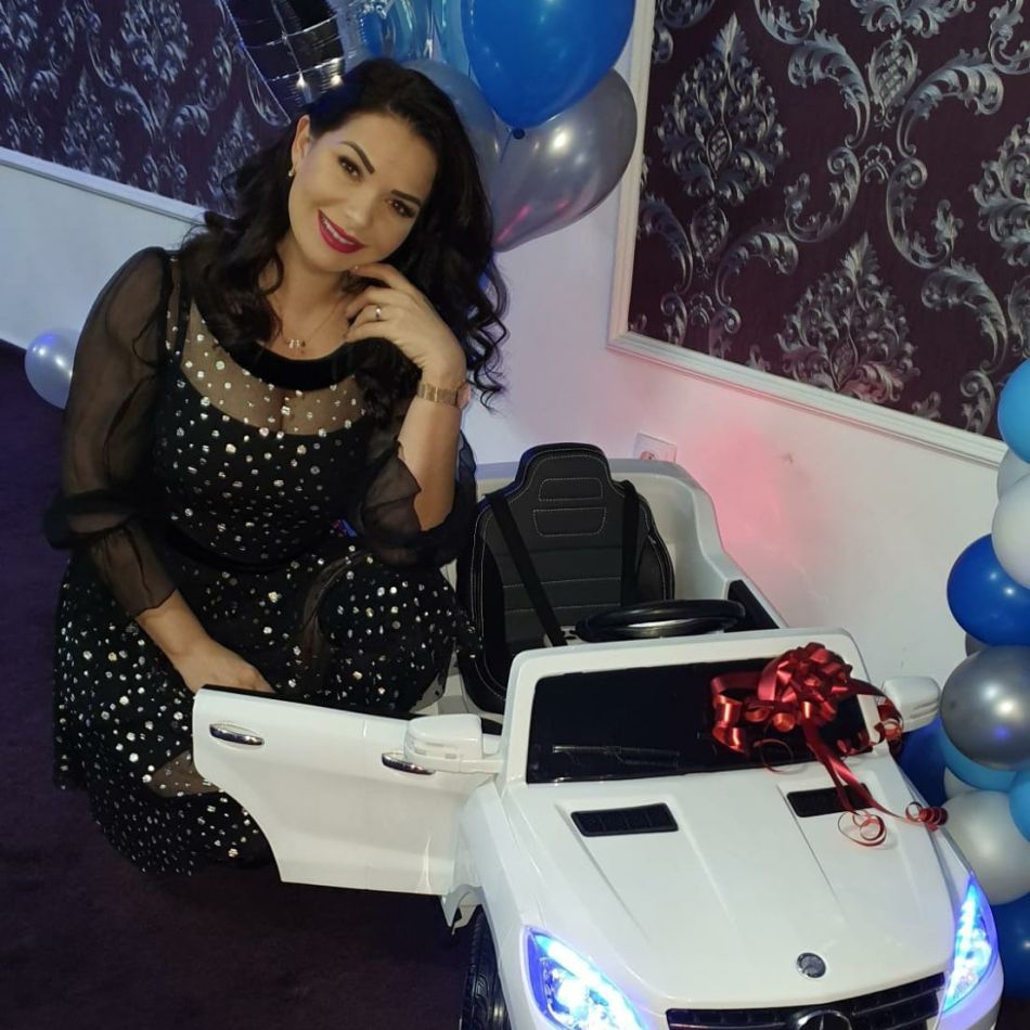 Deea Maxer, mesaj subtil pentru Dinu Maxer, după ce artistul a declarat că are o nouă iubită: Nu ai cum să schimbi alte persoane