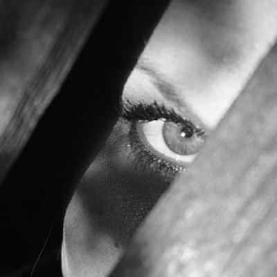 De ce le merge 'bine' celor răi?