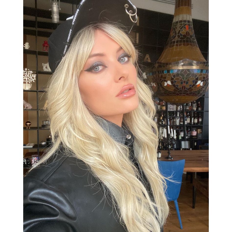 Delia, amintiri dureroase din copilărie. Vedeta poveștește despre o altă față a vieții sale