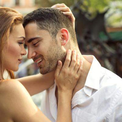 Sex cu un necunoscut? O aventură plină de adrenalină, dar iată ce trebuie să știi mai întâi