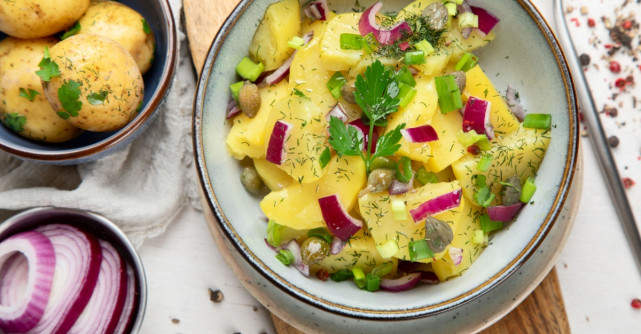 Cum să pregătești salată orientală: 10 ingrediente necesare și pași 