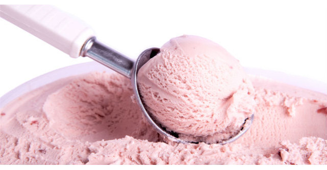 Cea mai buna inghetata de casa cu patru ingrediente simple