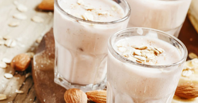 3 Retete EXTRAORDINARE de lapte VEGETAL