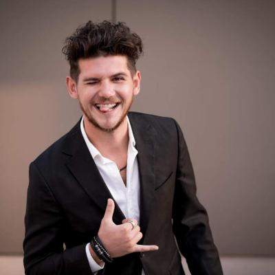 Cuza de la Noaptea Târziu, naș pentru prima dată: O să fiu un naș cu tot sufletul! Cine este micuțul de origine thailandeză