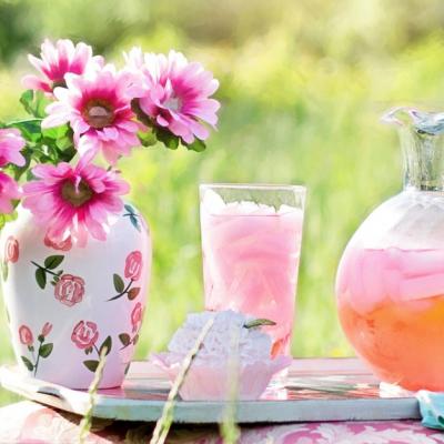 Limonada fresh, de vara, cu proprietati vindecatoare pentru durerile menstruale