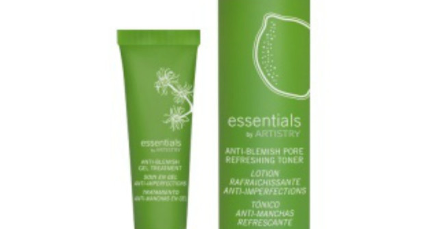 Spuneti adio imperfectiunilor cu noul set Essentials by ARTISTRY
