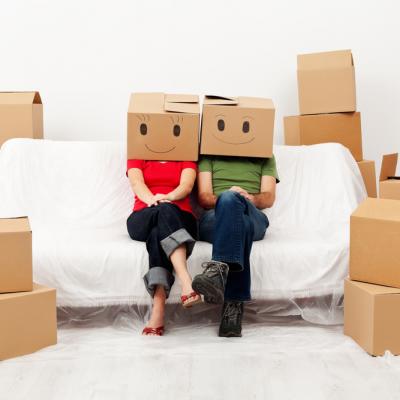  Proprietar, închiriez garsonieră. Preț: un rinichi, o bucată de ficat și primul născut. Negociabil. 