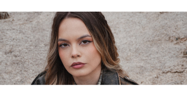 O cântăreață din România a găsit soluția să fenteze traficul din București