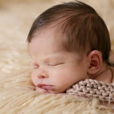 Cum alegem o păturică pentru bebe