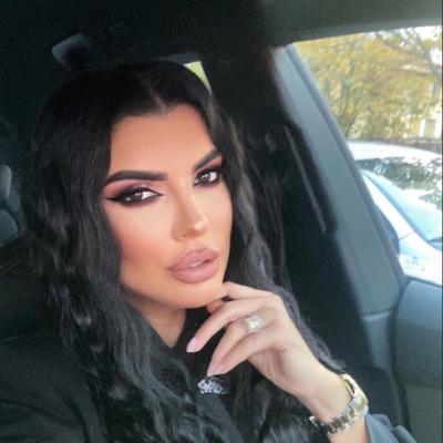 Andreea Tonciu: Viața, cariera și controversele vedetei