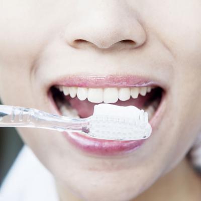 5 Paste de dinti NATURALE pentru albire si eliminarea tartrului